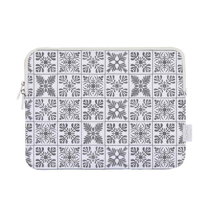 14in Black Tropics Quilt Laptop Case
