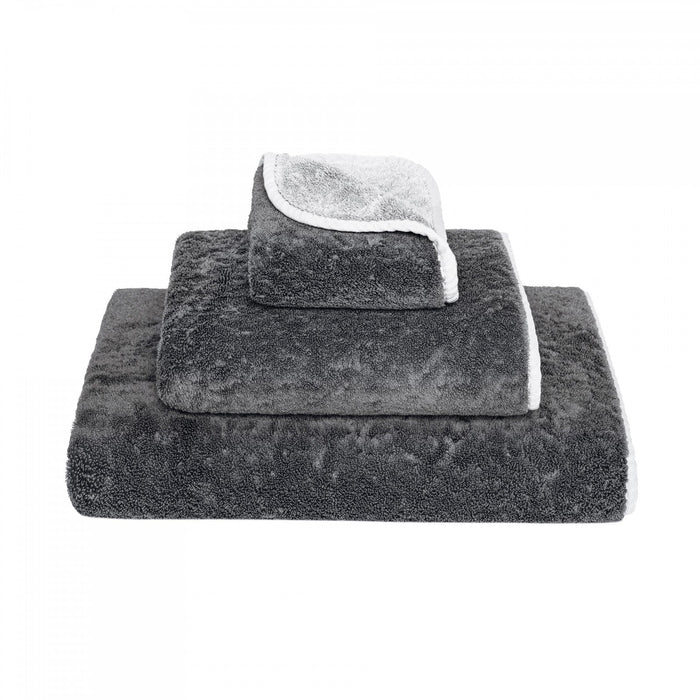 Bicolore Bath Towels