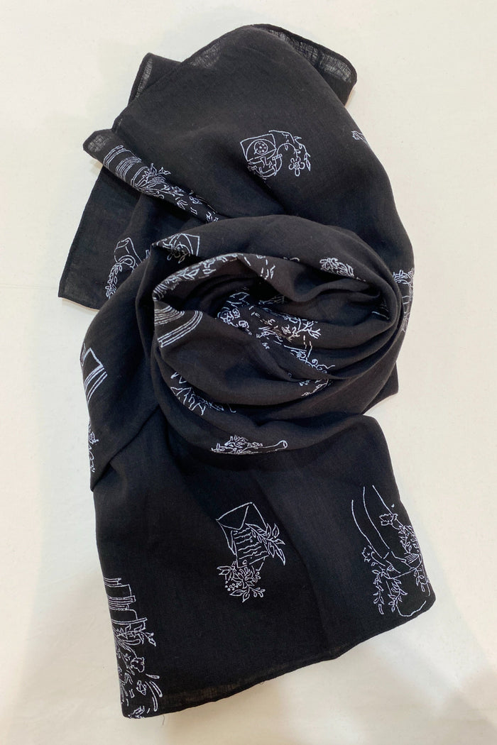 BLACK STOLE