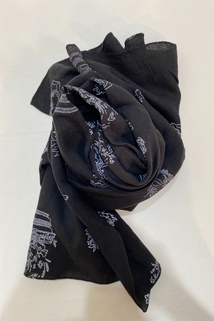 BLACK STOLE