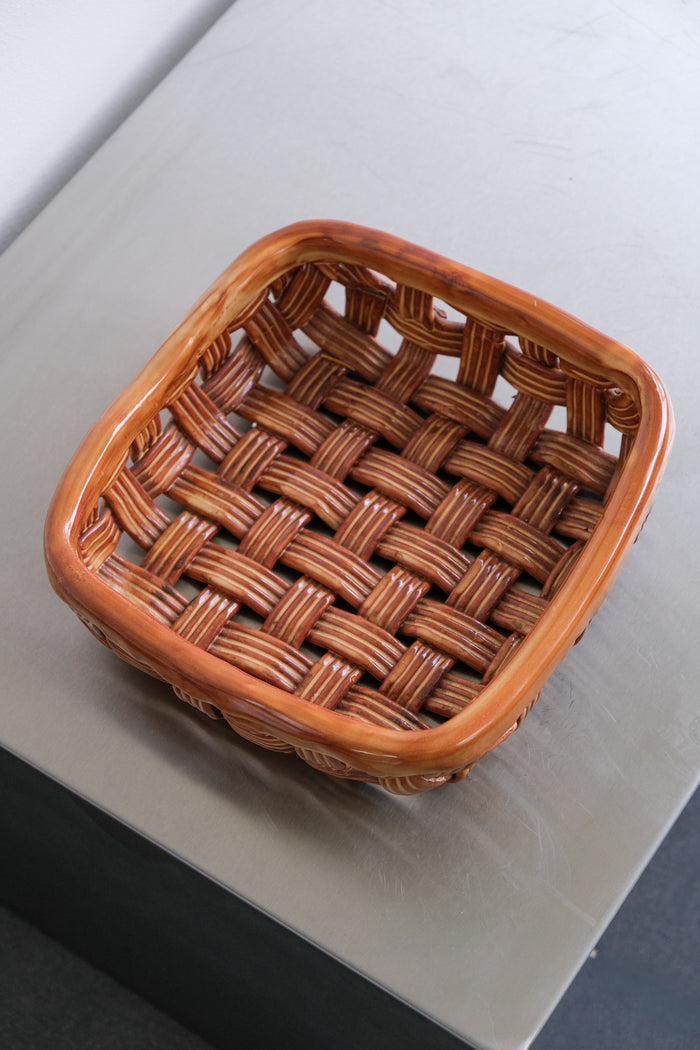 Ceramic basket