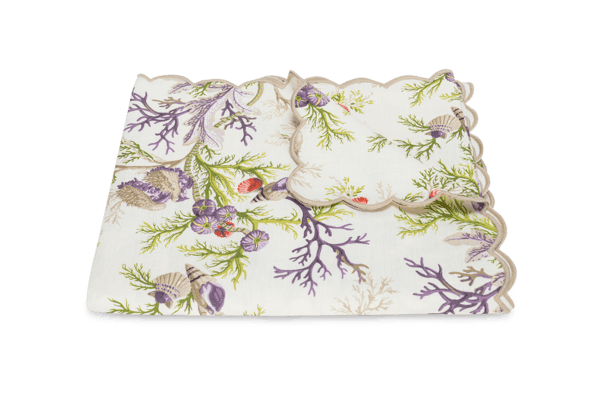 Del Tesoro Table Linens