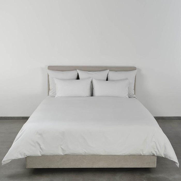 Estrela Bed Linens by Celso de Lemos