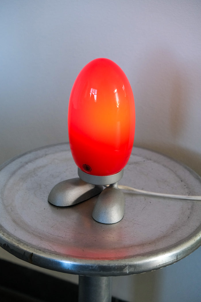 Fjorton ‘Dino egg’ Lamp