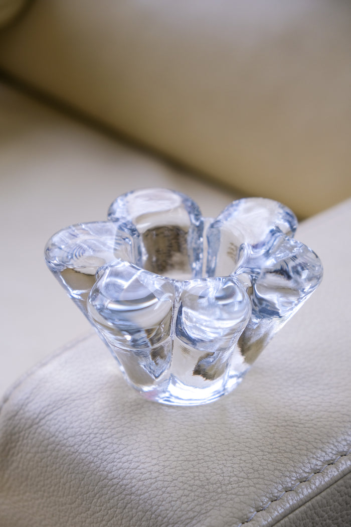 Flower candle holder