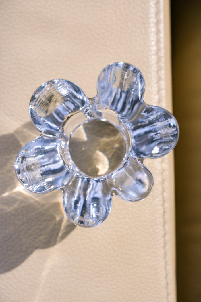 Flower candle holder
