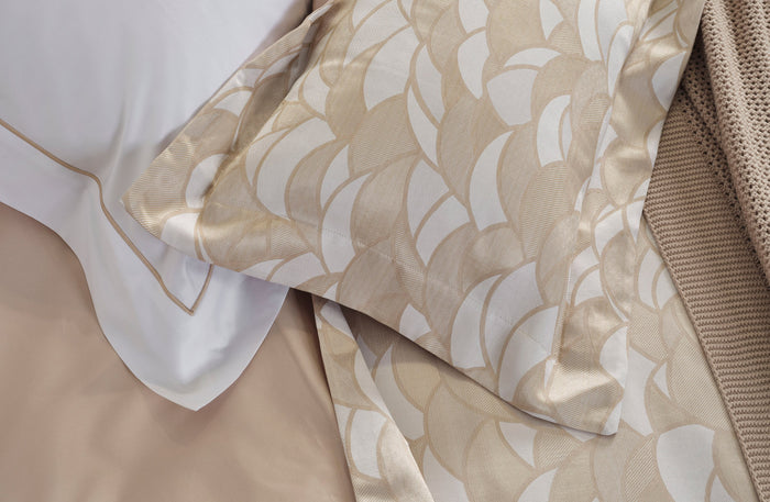 LouLou Bed Cover