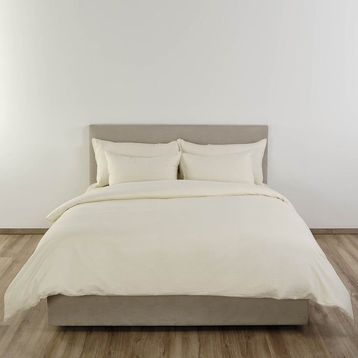 Moon Bed Linens by Celso de Lemos