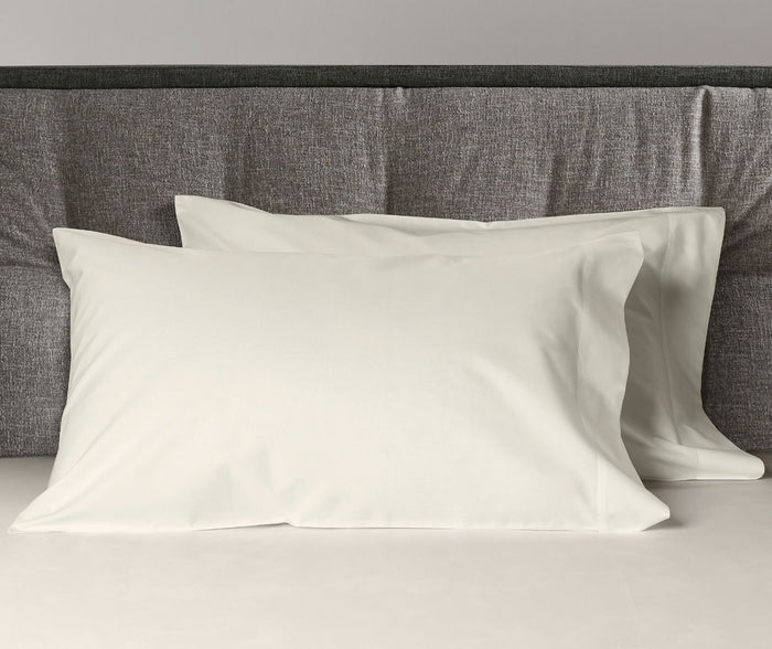 Nuvola Lineare Sateen Bed Collection