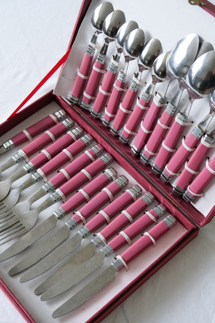 Pink cutlery set - 24 pieces