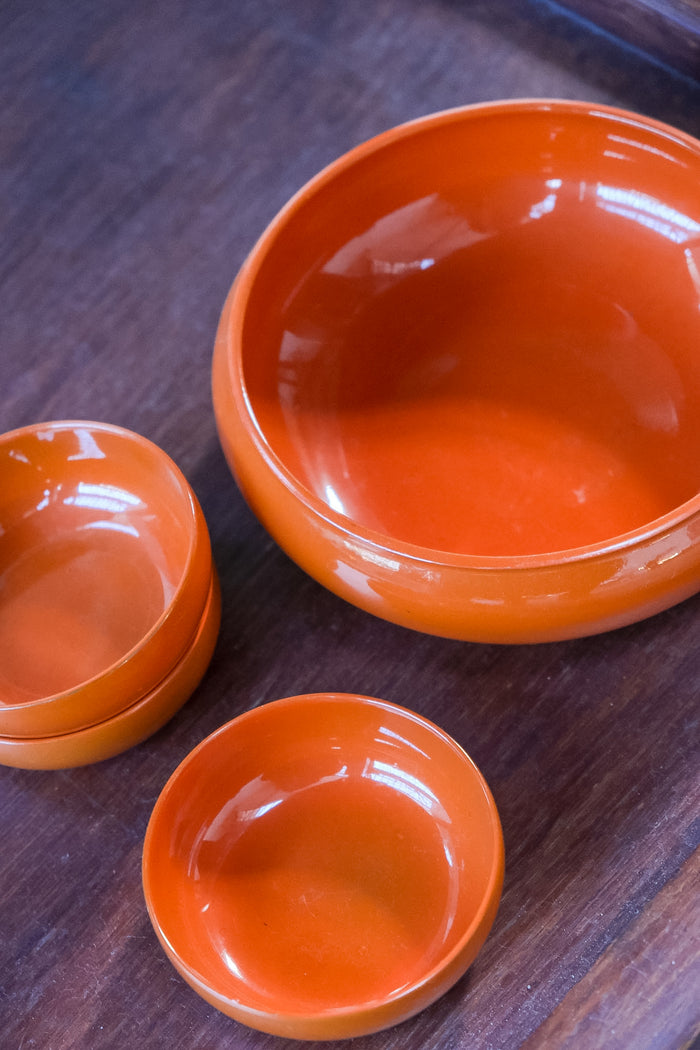 Retro bowl set