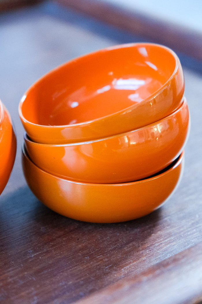 Retro bowl set