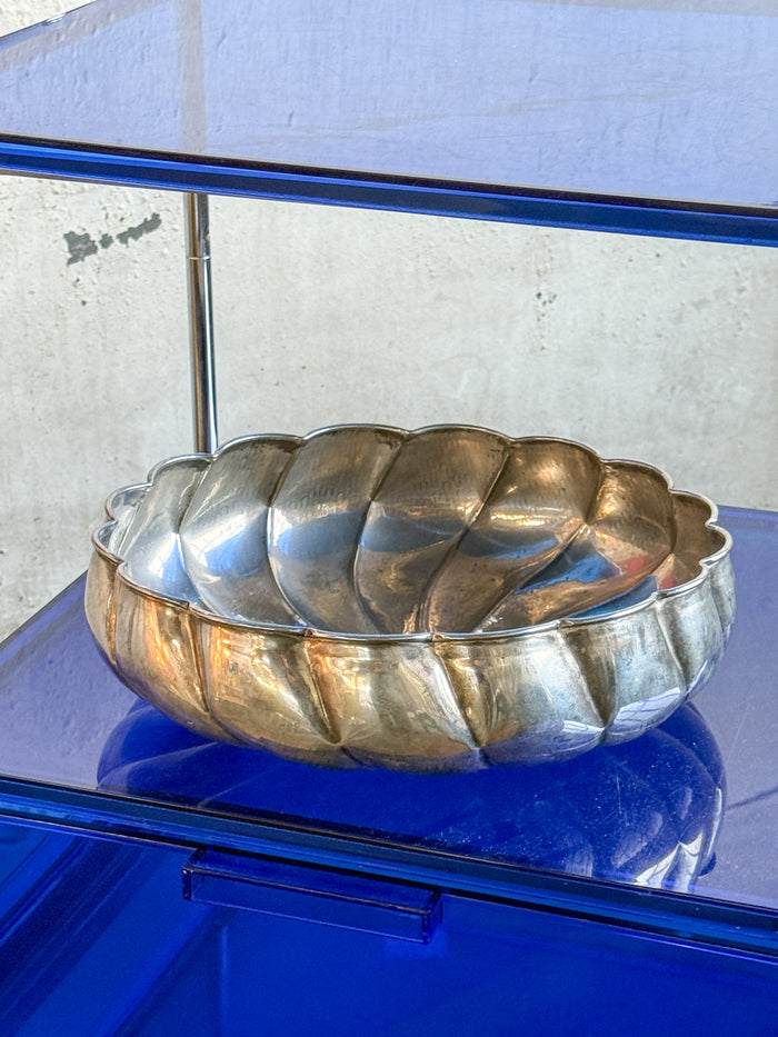 Scallop bowl