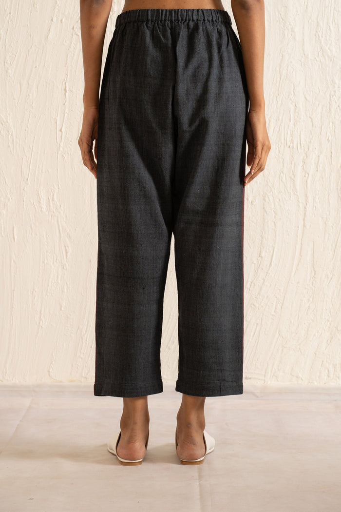 TROUSER