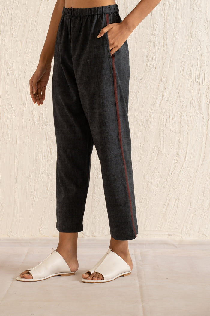 TROUSER